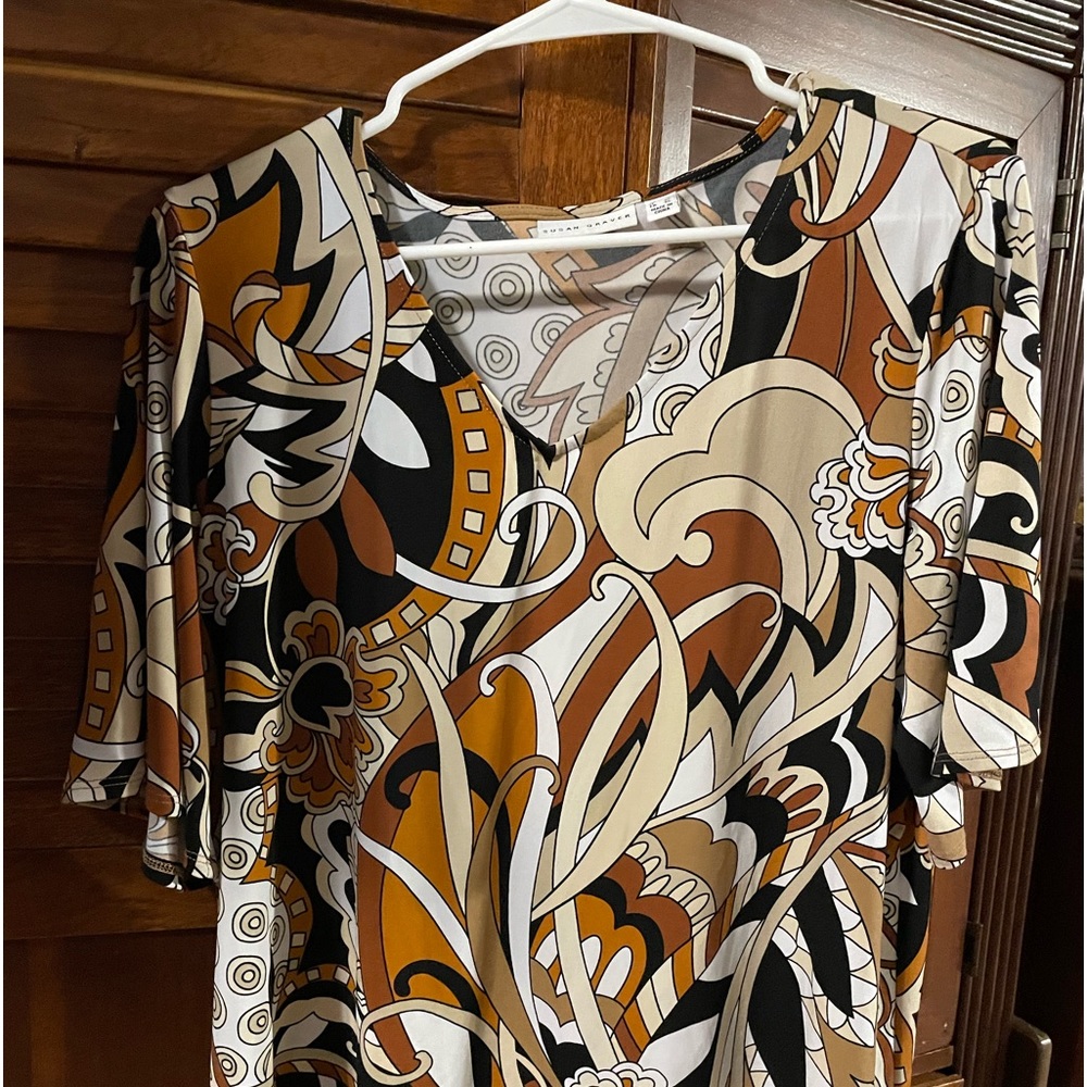 Susan Graver Liquid knit Large Top